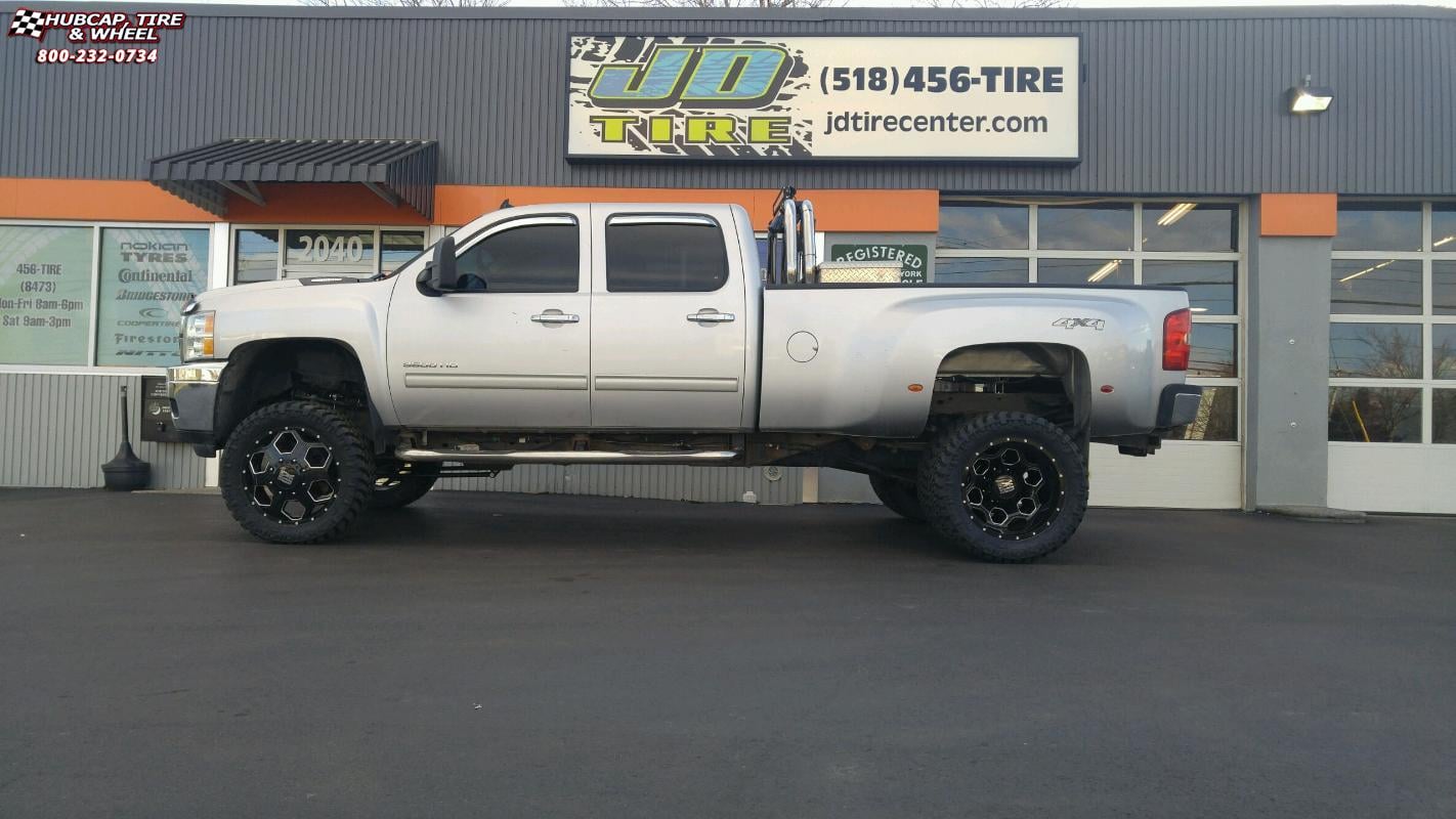 vehicle gallery/chevrolet silverado 2500 xd series xd815 battalion 22x  Gloss Black Milled wheels and rims